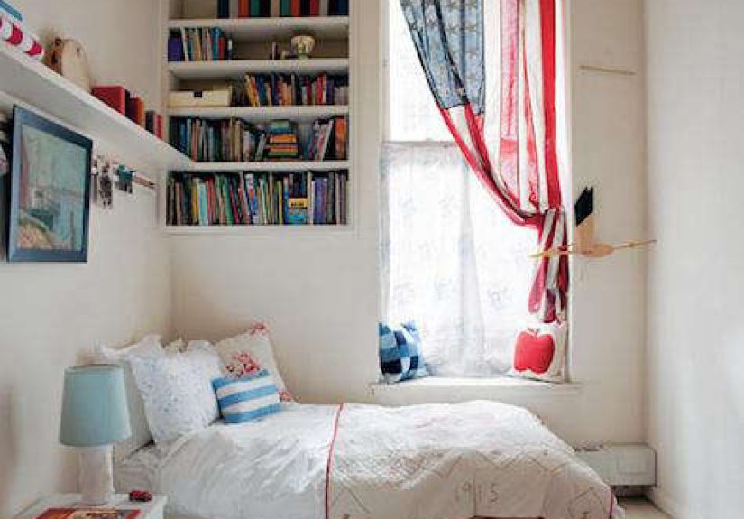 DIY: American Flag as Window Treatment