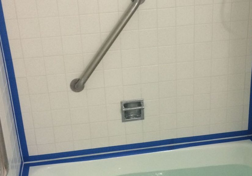 How to Get Rid of Old Grout and Caulking
