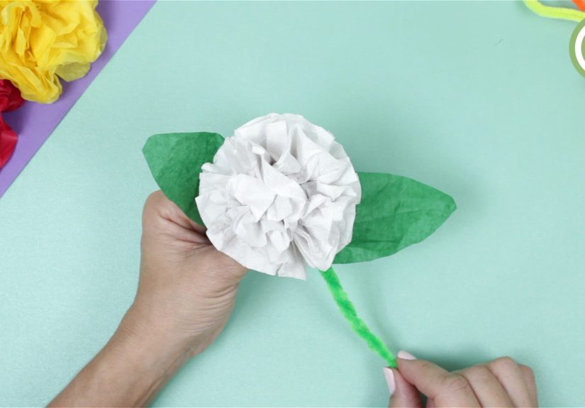 How to Make a Paper Carnation: Easy Step-by-Step Tutorial