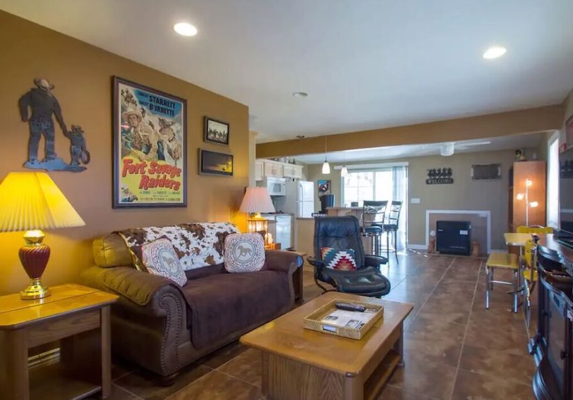 How to Makeover a Living Room With Cowgirl Chic & Desert Boho Decor