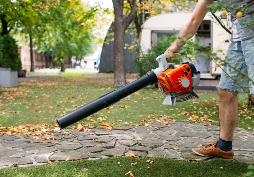Leaf Blower Etiquette: How to Not Annoy Your Neighbors