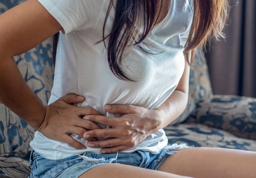 Pain in Lower Right Abdomen Near the Hip Bone: 19 Causes
