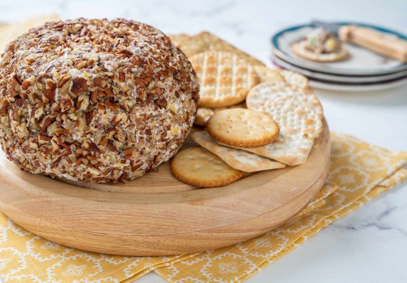 Pineapple Cheese Ball Recipe