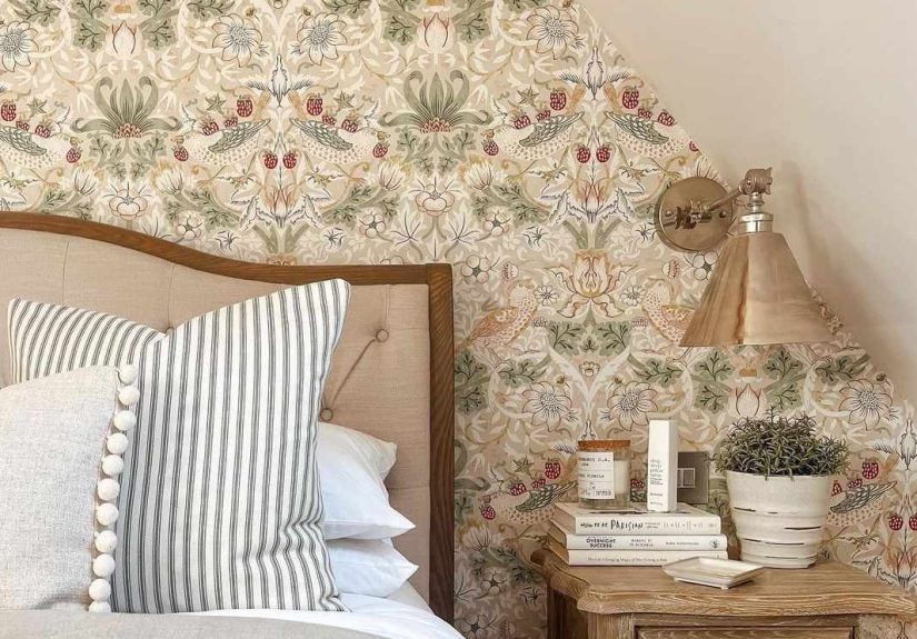 28 Stylish Low Sloped Ceiling Bedroom Ideas to Recreate