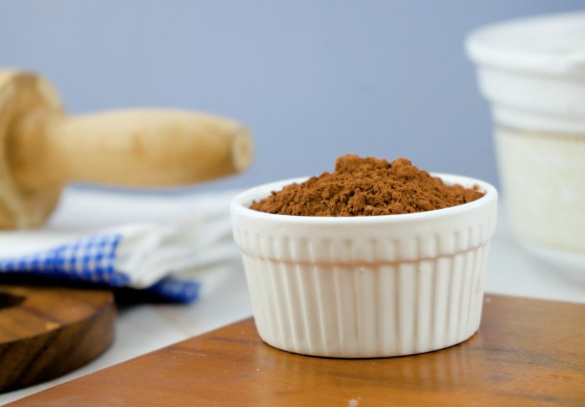 How to Grease and Flour a Pan: 9 Steps