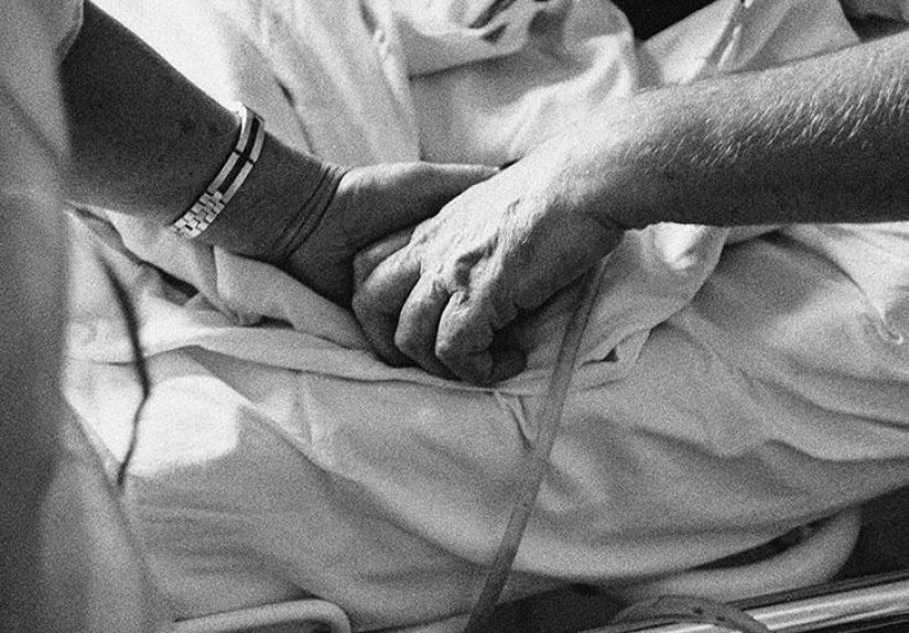 Invasive cancer: Definition, types, treatment, and more