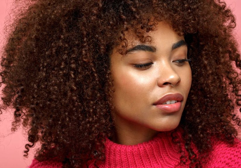 7 Fish Oil Beauty Hacks to Try for Healthy Skin, Hair, and Nails