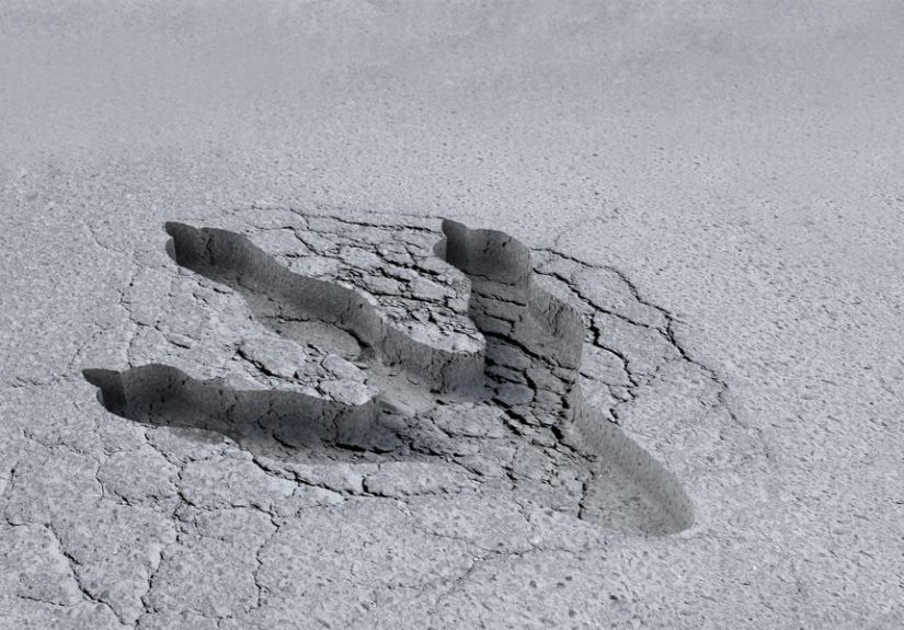 A Flood Revealed 115 Million-Year-Old Footprints of a T. Rex Wannabe