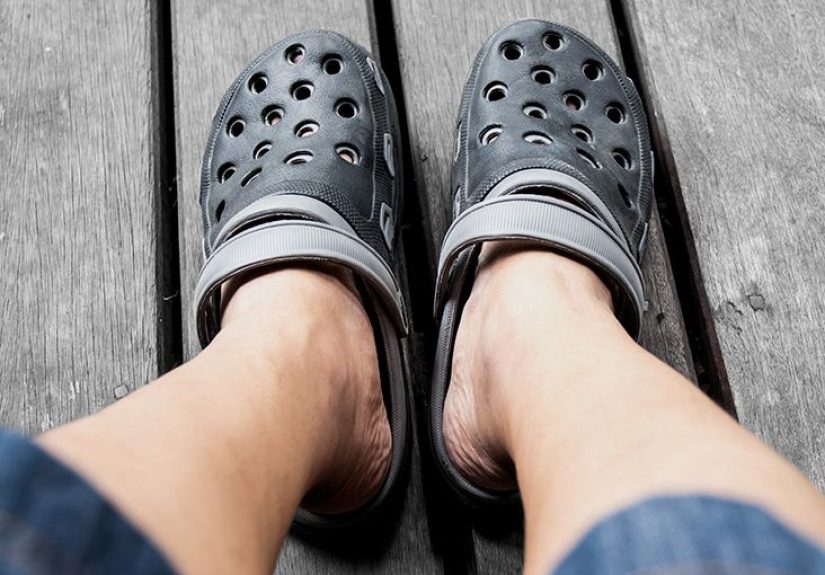 Foot melanoma: Symptoms, causes, and treatments