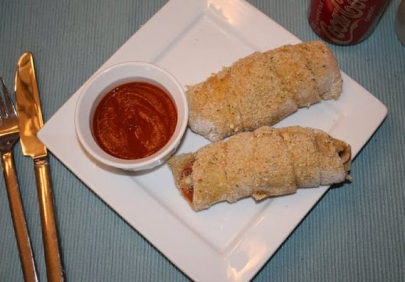 Homemade Pizza Roll-ups Recipe!