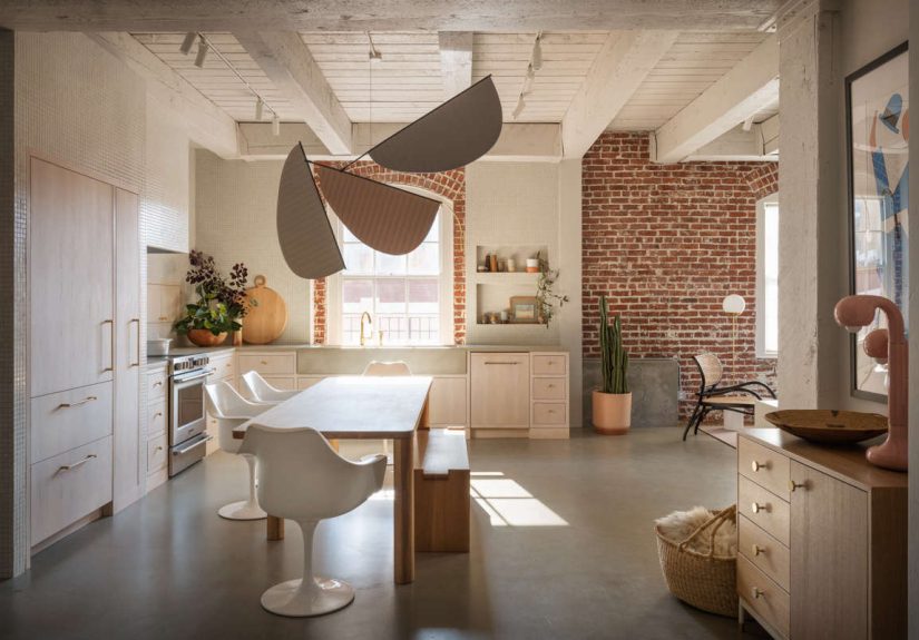 Kitchen of the Week: A Pearl-Like Cook Space in Portland, OR