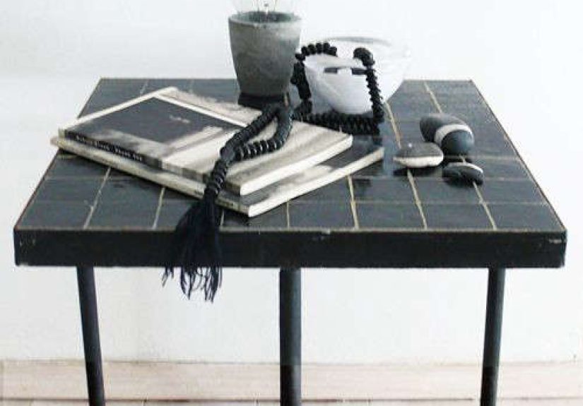 Moroccan "Zellij" Side Table - Black