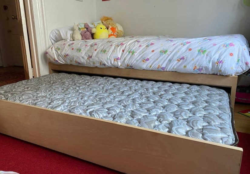Wood Twin Trundle Bed