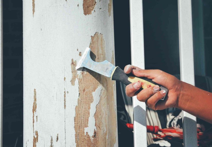 6 Ways to Remove Exterior Paint
