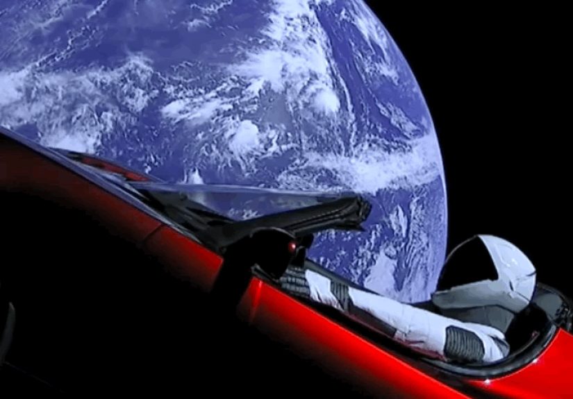 One Year On, the Falcon Heavy's Successful Launch Is Still Incredible