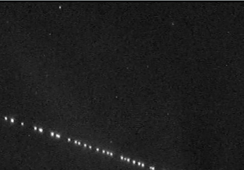 SpaceX's Starlink Satellites Put on a Celestial Show Over the Netherlands